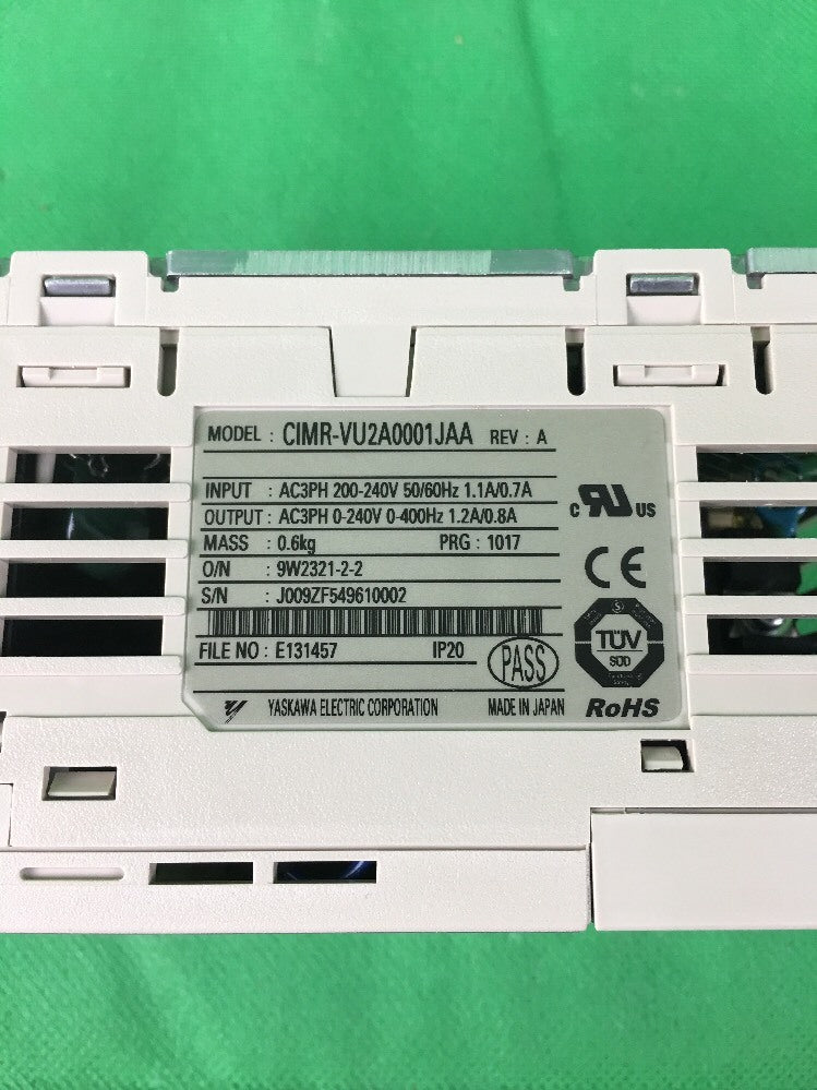 YASKAWA V1000 DRIVE CIMR-VU2A0001JAA 240V 1.2/0.8A AC 3PH1