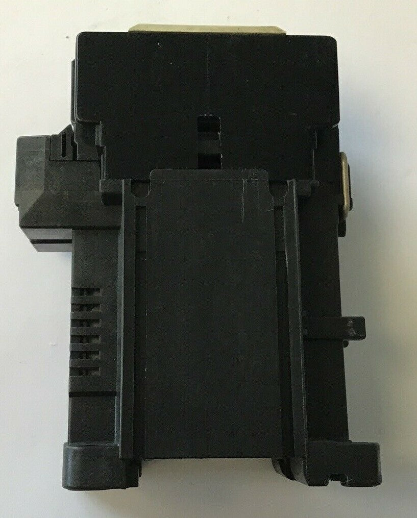 Fuji Electric Contactor SC-03/G SC11AG  200-600V 2-5HP 3 Phase 11AMP 24VDC2