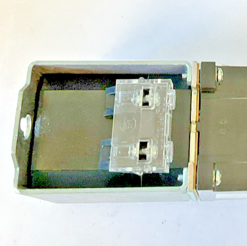 ALLEN BRADLEY 700S-DCPK1020Z24 SAFETY RELAY SER.E 600VAC12