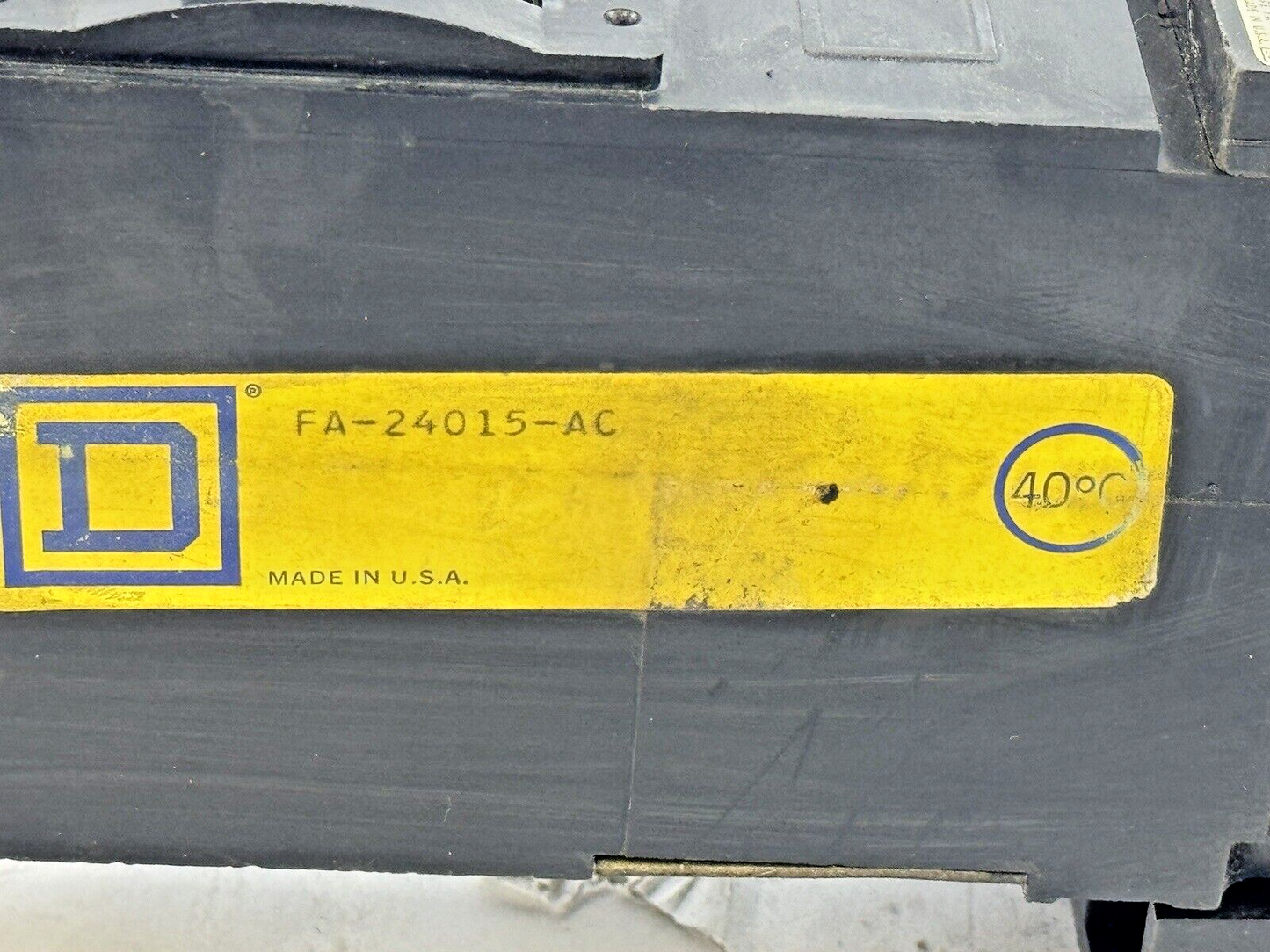 SQUARE D - FA24015AC - I-LINE MOLDED CIRCUIT BREAKER - 15 AMP/2 POLE/480 VAC3