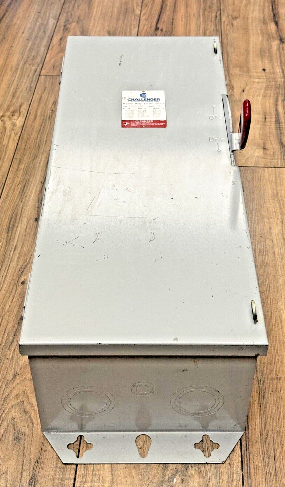 CHALLENGER - HD3630 - SAFETY SWITCH - 100 AMP, 3 POLE, 600 VAC, NEMA TYPE 15