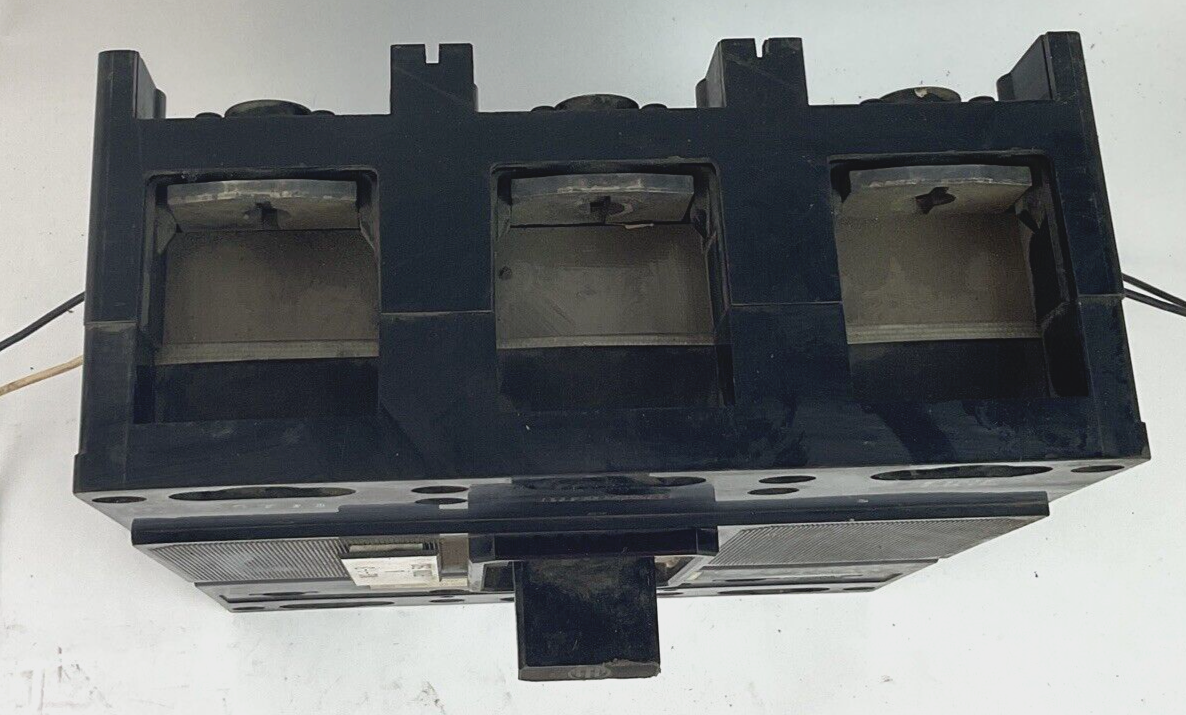 ITE JL3-F400 CIRCUIT BREAKER FRAME 400A 600VAC 125/250VDC 3POLE4