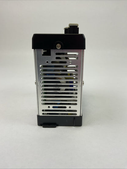 KEYENCE CA-U3 POWER SUPPLY OUTPUT 24VDC 6A INPUT 100-240VAC 50/60GZ 2.1A1