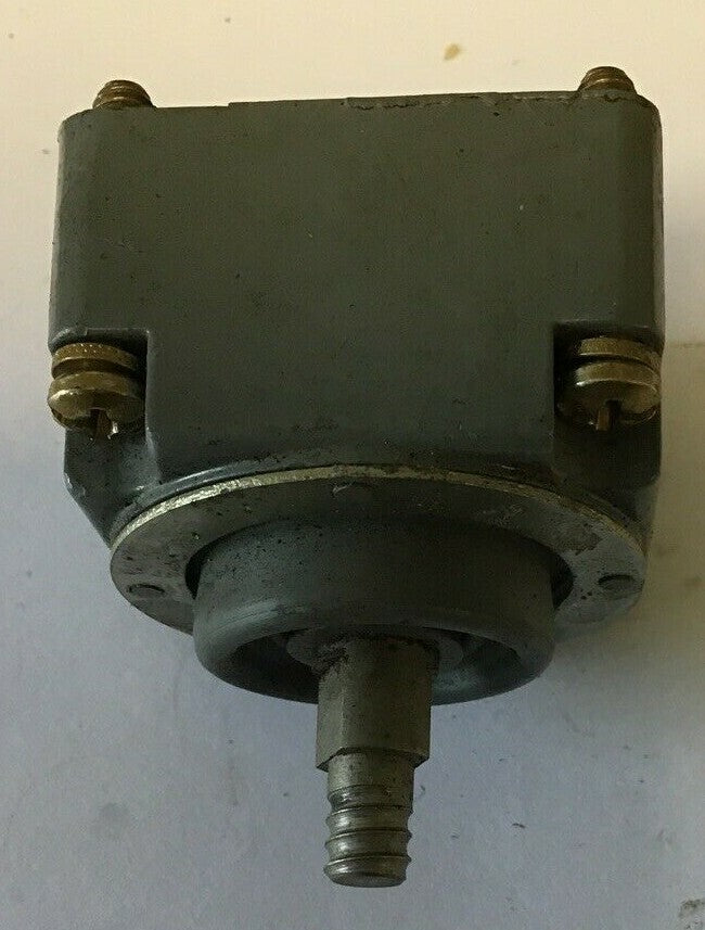 CUTLER HAMMER E50DW1 SER.A1 LIMIT SWITCH HEAD4
