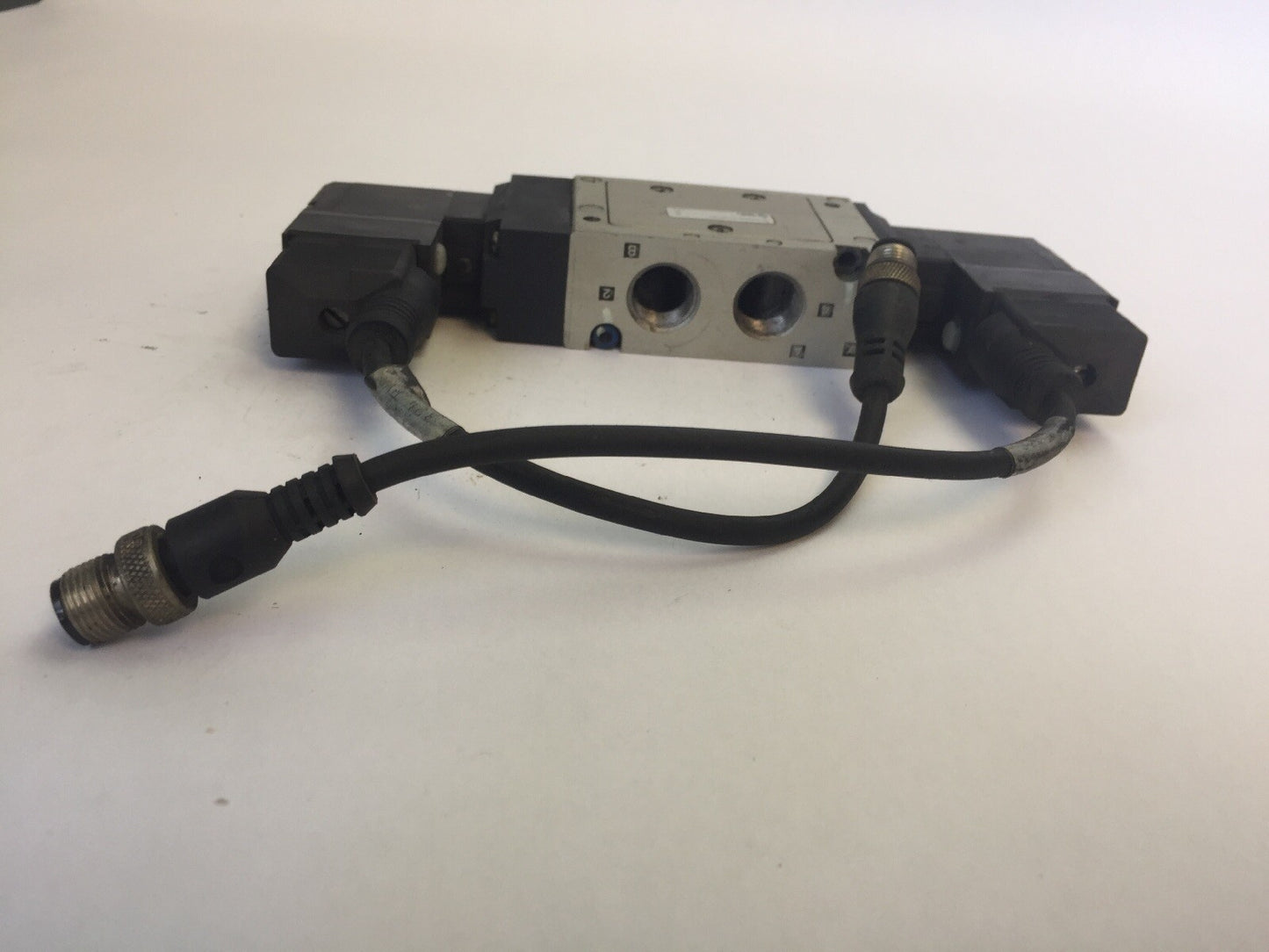 SMC VFS3220-DUJ0157 SOLENOID VALVE 24VDC5