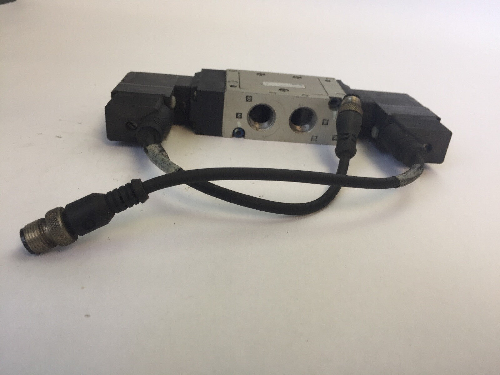 SMC VFS3220-DUJ0157 SOLENOID VALVE 24VDC5