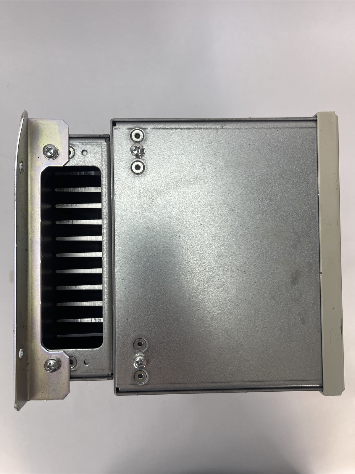 YASKAWA CDBR-4220D BRAKING UNIT INPUT 510-680VDC 80A OUTPUT 80A6