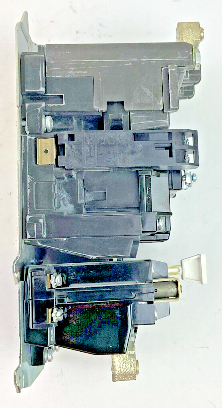 ALLEN-BRADLEY  500F-COD930 STARTER SER. C SIZE 2 W/ 595-A SER.C- HEATERS VARY7