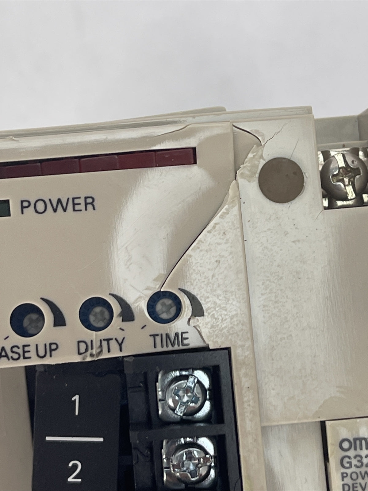 OMRON G3PX-220EUN POWER CONTROLLER LOAD: 100/110VAC 200/220VAC 20A INPUT 5-24VDC6