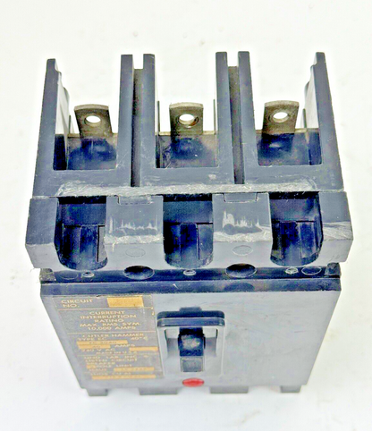 CUTLER-HAMMER / EATON - EC3040 - CIRCUIT BREAKER - 40A/ 240 VAC/ 3 POLE6