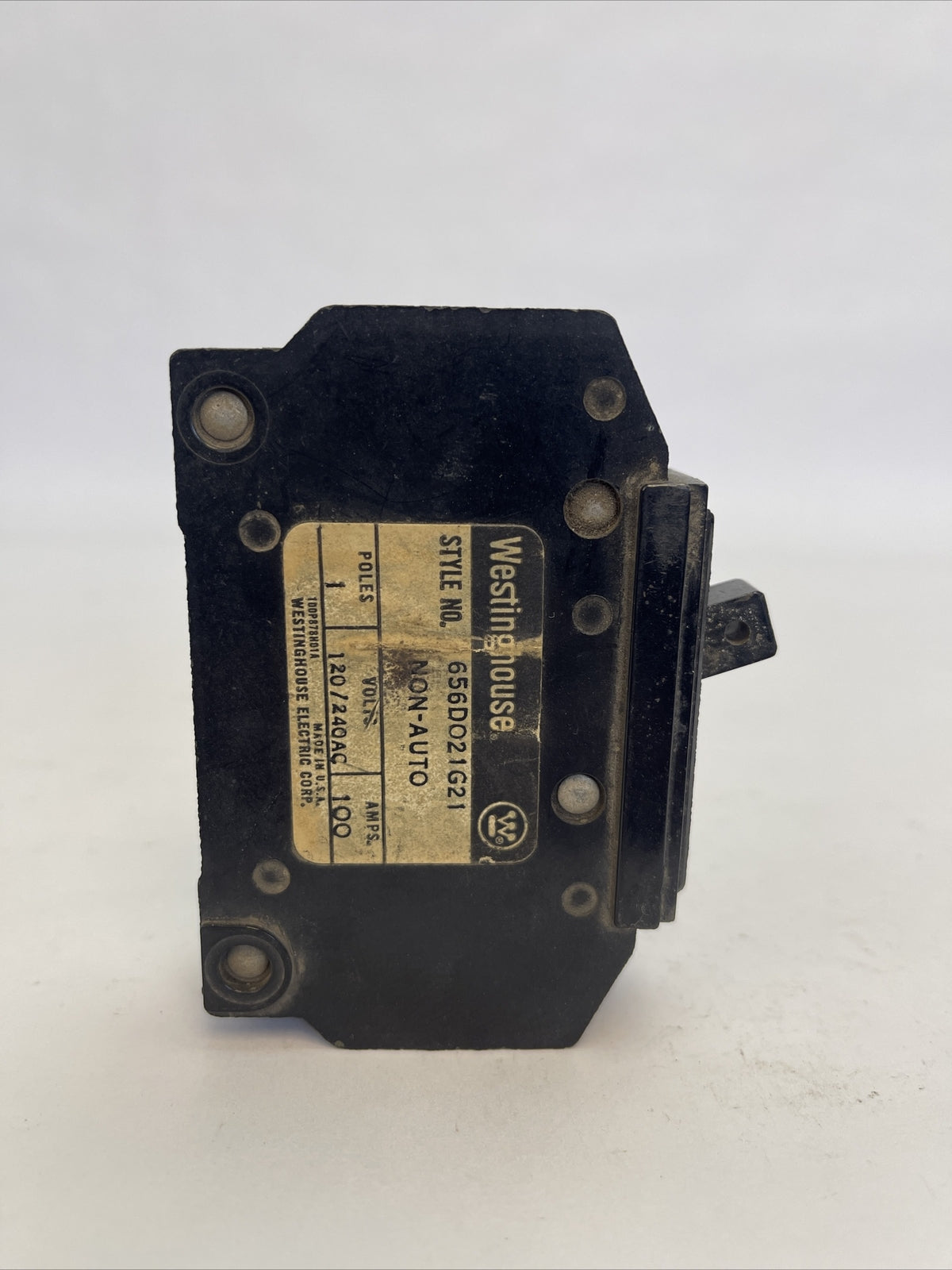 CUTLER HAMMER / WESTINGHOUSE 656D021G21 CIRCUIT BREAKER 100AMP 1POLE 120/240VAC2