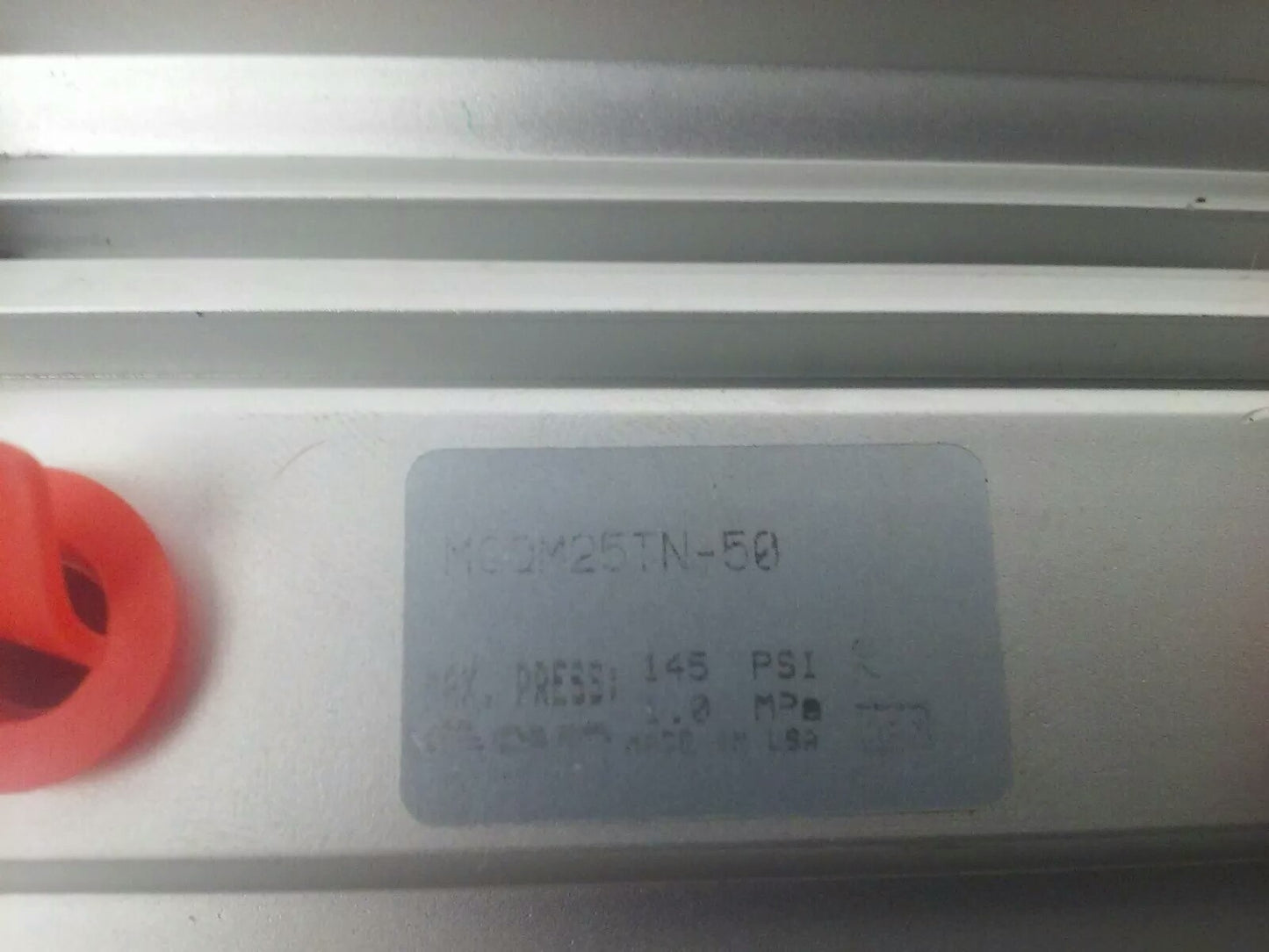 SMC MGQ25TN-50 PNEUMATIC GUIDE SLIDE CYLINDER 145 PSI, 1.0 MPa1