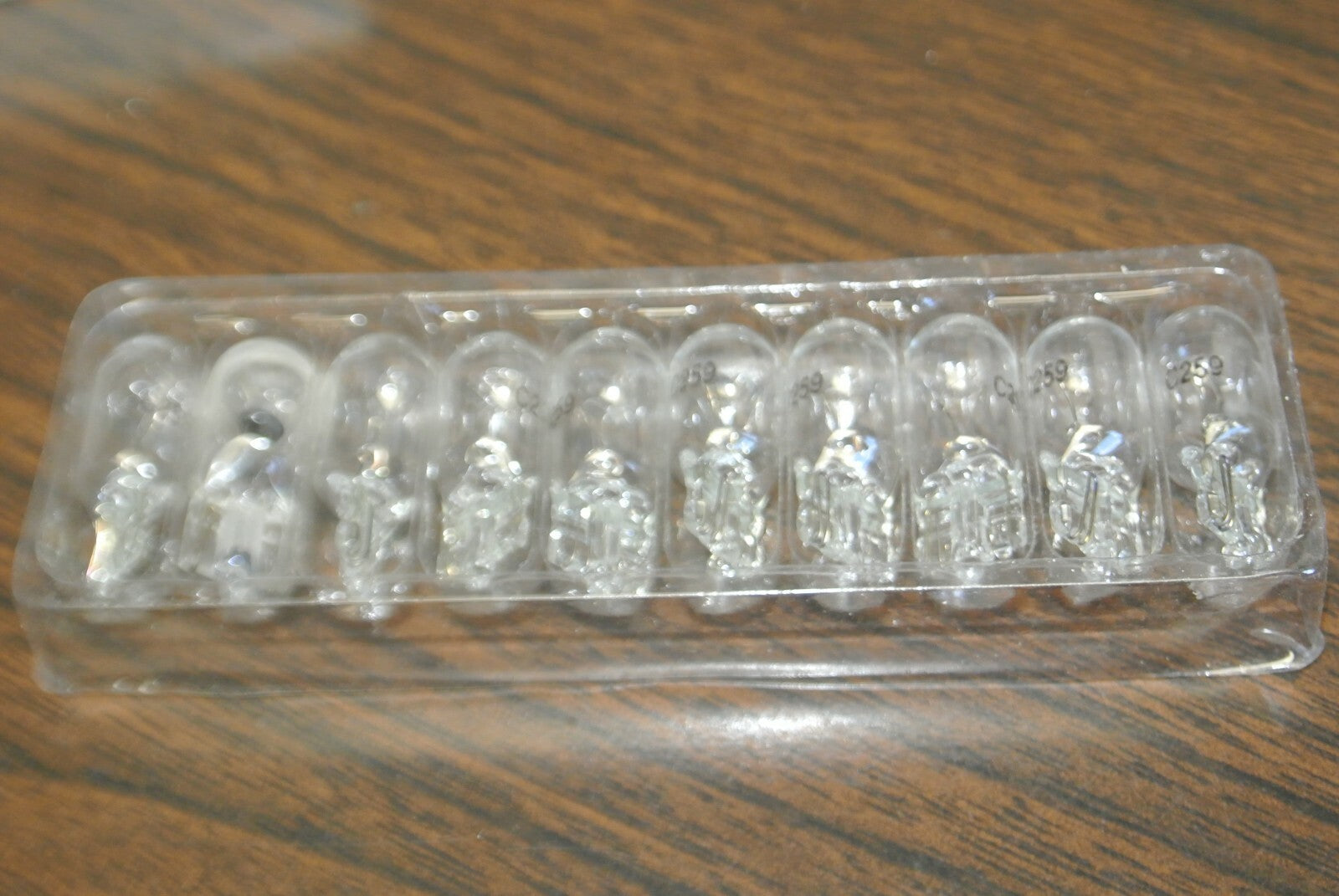 BOX of 10 / LumaPro 2FMN2 MINIATURE LAMP / 1.5W /,6.3V / T3-1/4 / NEW SURPLUS3