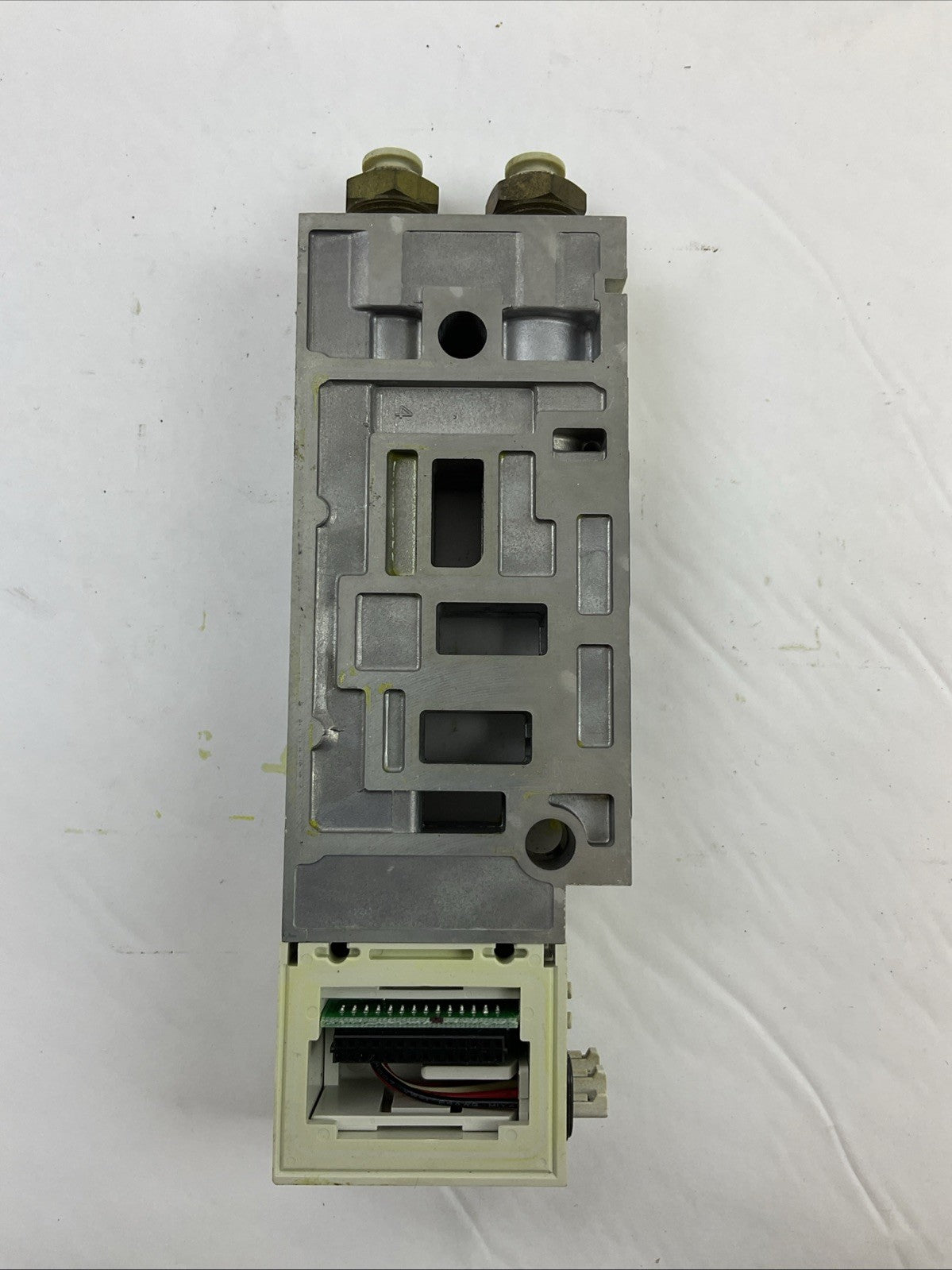 SMC MANIFOLD VALVE VQ 4000 (LOT OF 3)6