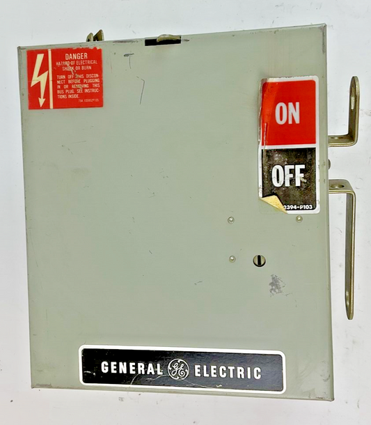 GENERAL ELECTRIC DH421R FUSIBLE BUS PLUG 30A 240VAC 30A 4W 3P STYLE 4 FLEXAPLUG0