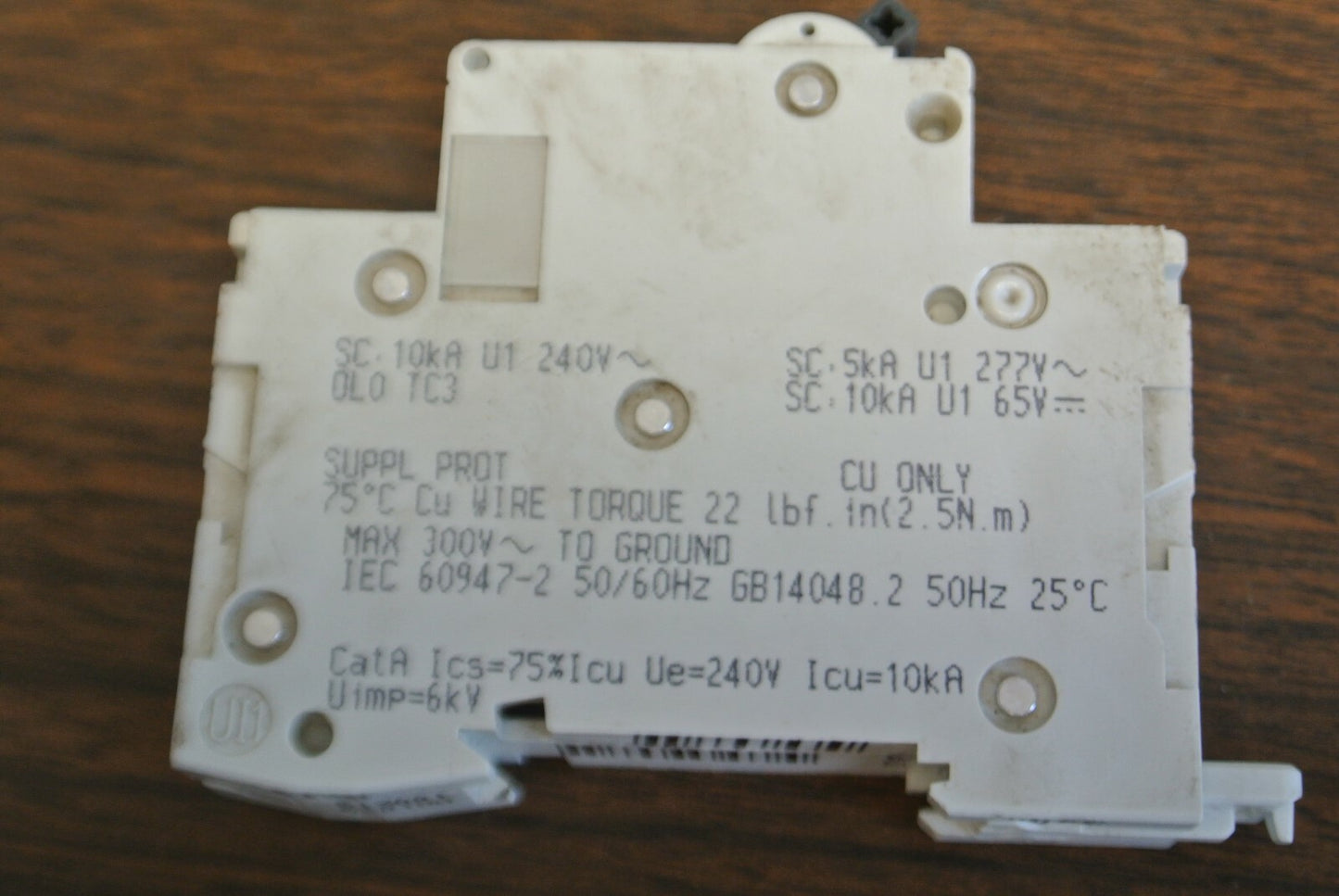 SCHNEIDER 17406 CIRCUIT BREAKER B 15A, 277V~65V, C60, MULTI 93