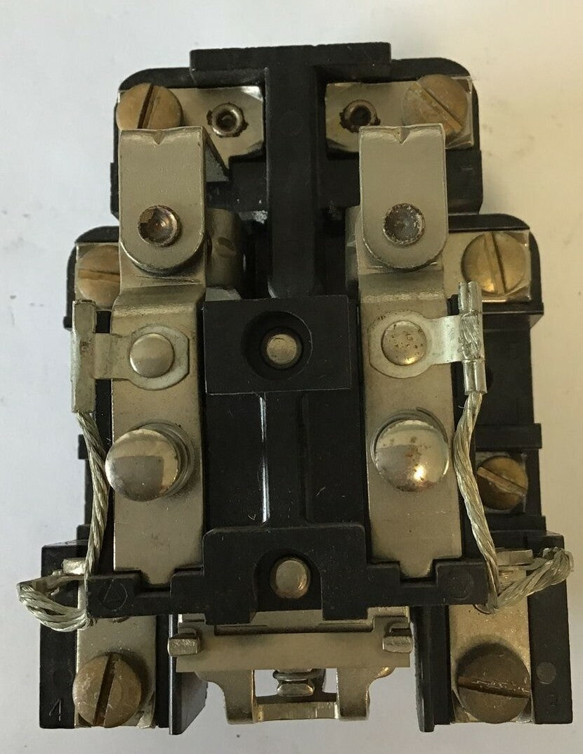 STRUTHERS-DUNN 425XBX RELAY- COIL 120V 50/60HZ 1HP 30A 120/240V 1PH1