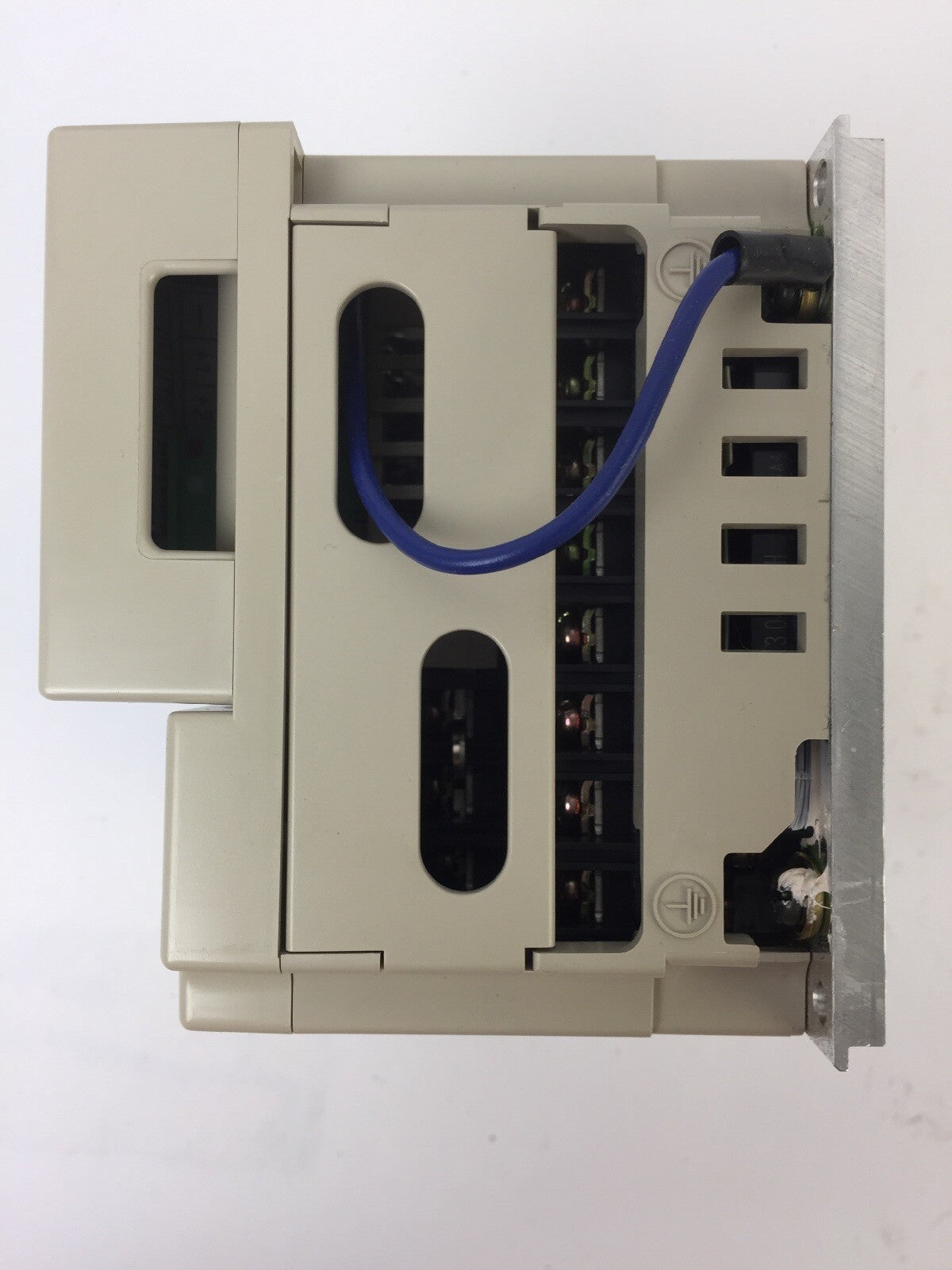 YASKAWA CIMR-V7WU22P2 AC VE VARISPEED V7N DEVICENET 230VAC 4