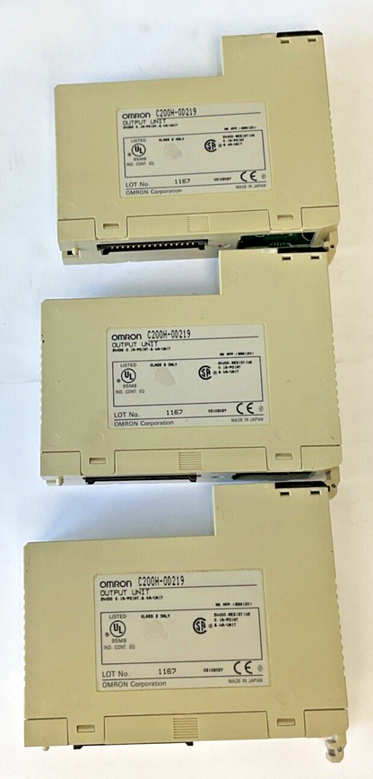 OMRON C200H-0D219 OUTPUT UNIT 24VDC 0.1A/POINT, 6.4A/UNIT ***LOTOF3***0