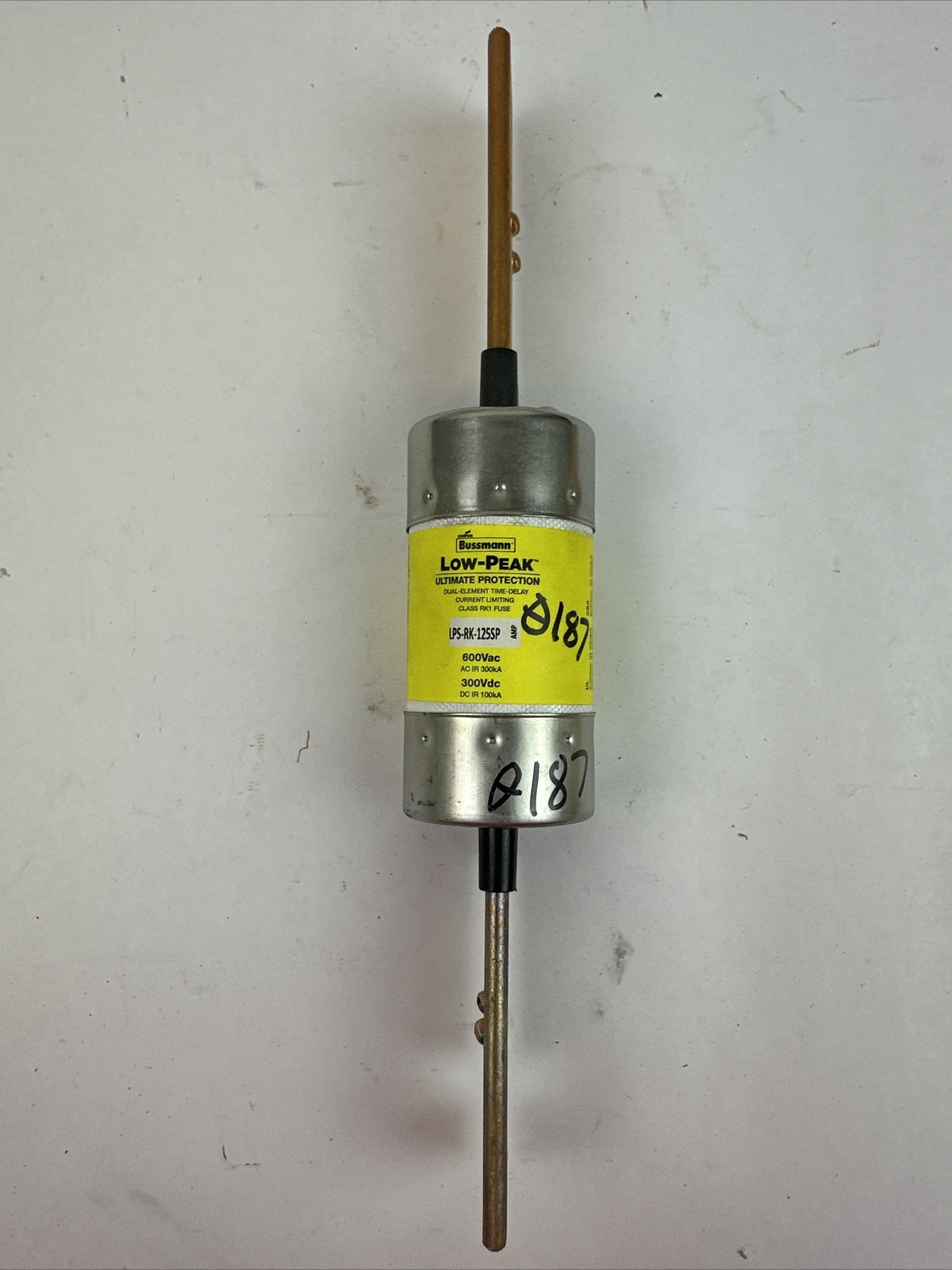BUSSMANN LPS-RK-125SP 600VAC 300VDC 125A LOW-PEAK FUSE (LOT OF 2)0