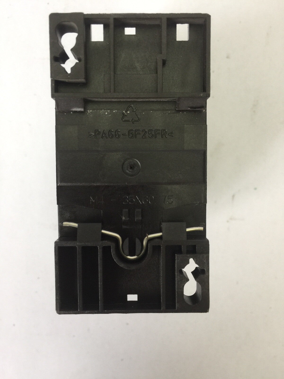 SIEMENS 3RT2023-1AN20 CONTACTOR 600VAC 3 POLE SIRIUS G/131119*E02* 220V 50/60HZ7