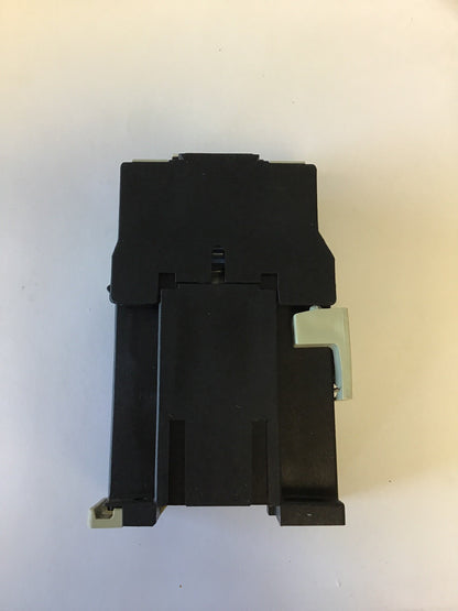 TELEMECANIQUE LP1D1810 CONTACTOR 600VAC5