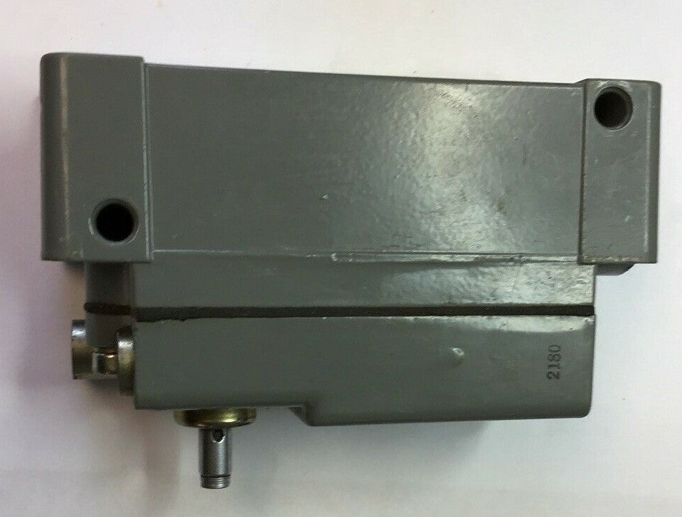 SQUARE D 9007 B54B2 HEAVY DUTY LIMIT SWITCH SERIES C 4