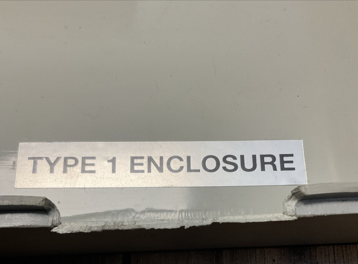 ALLEN BRADLEY 1336F-B030-AA-EN-GM1-HCS2 1336 PLUS SENSORLESS VECTOR DRIVE SER A9