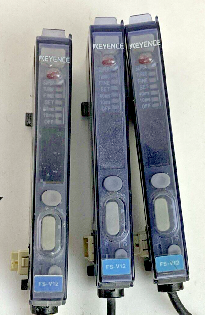 KEYENCE FS-V12 FIBER OPTIC PHOTOELECTRIC SENSOR 24V 20MA ***LOTOF3***1