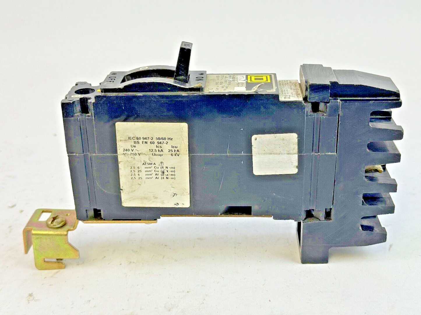 SQUARE D - FH16015B - I-LINE MOLDED CASE CIRCUIT BREAKER - 1 POLE/ 15 A/ 277VAC5