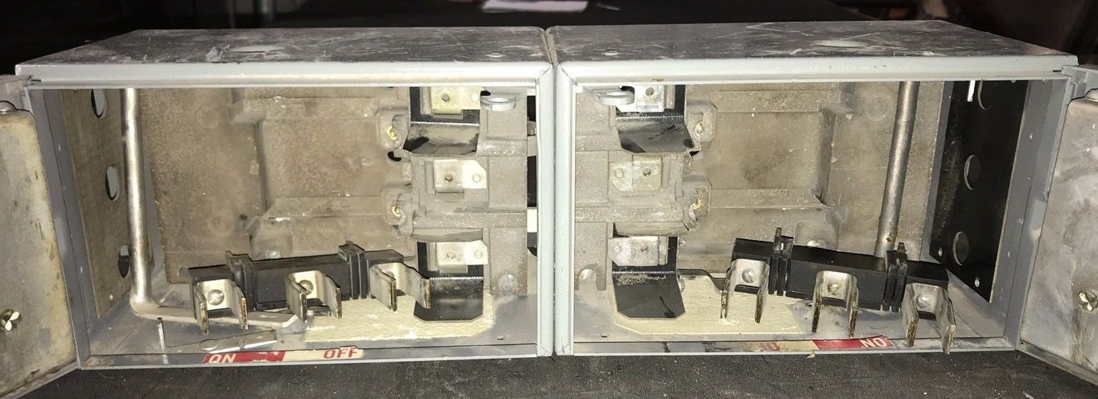 Square D QMB-3206-T Saflex Unit 60 amp, 3-pole, 240 VAC QMB3206T twin 2