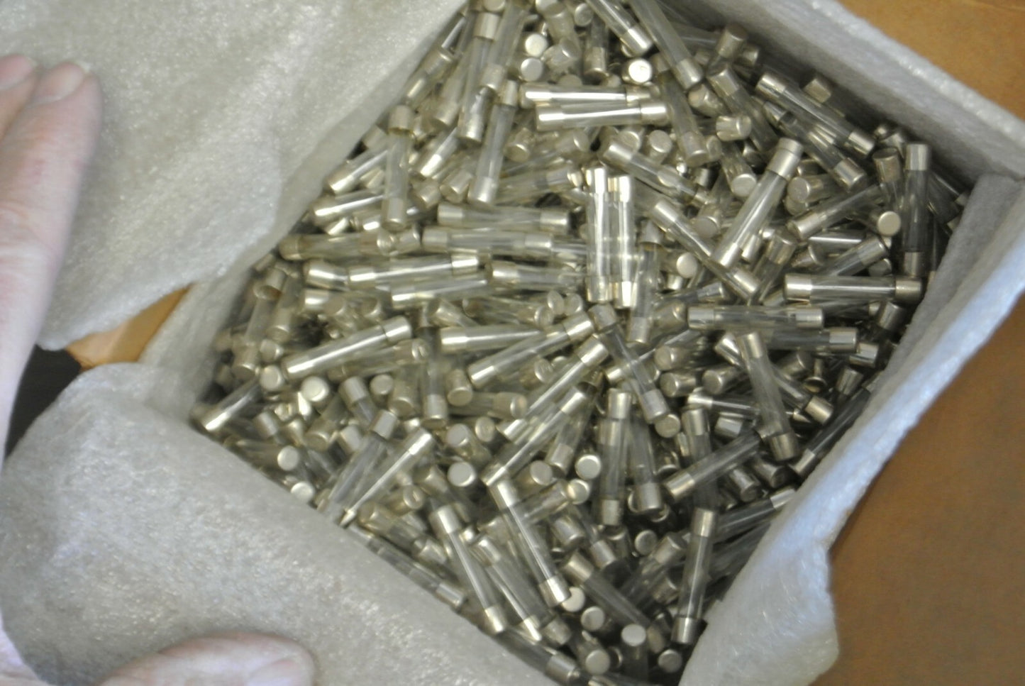 SEALED BOX of 2,000 LITTELFUSE / TRACOR 3AG 2-1/2A FUSE / 31202.5 / 10A @ 250VAC0