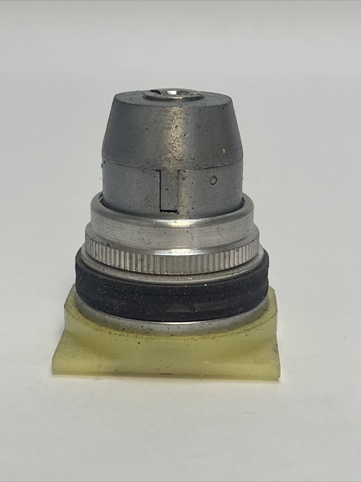 SQUARE D CLASS 9001 TYPE KS42K10 SERIES A SELECTOR SWITCH OPERATOR *NO KEYS*2