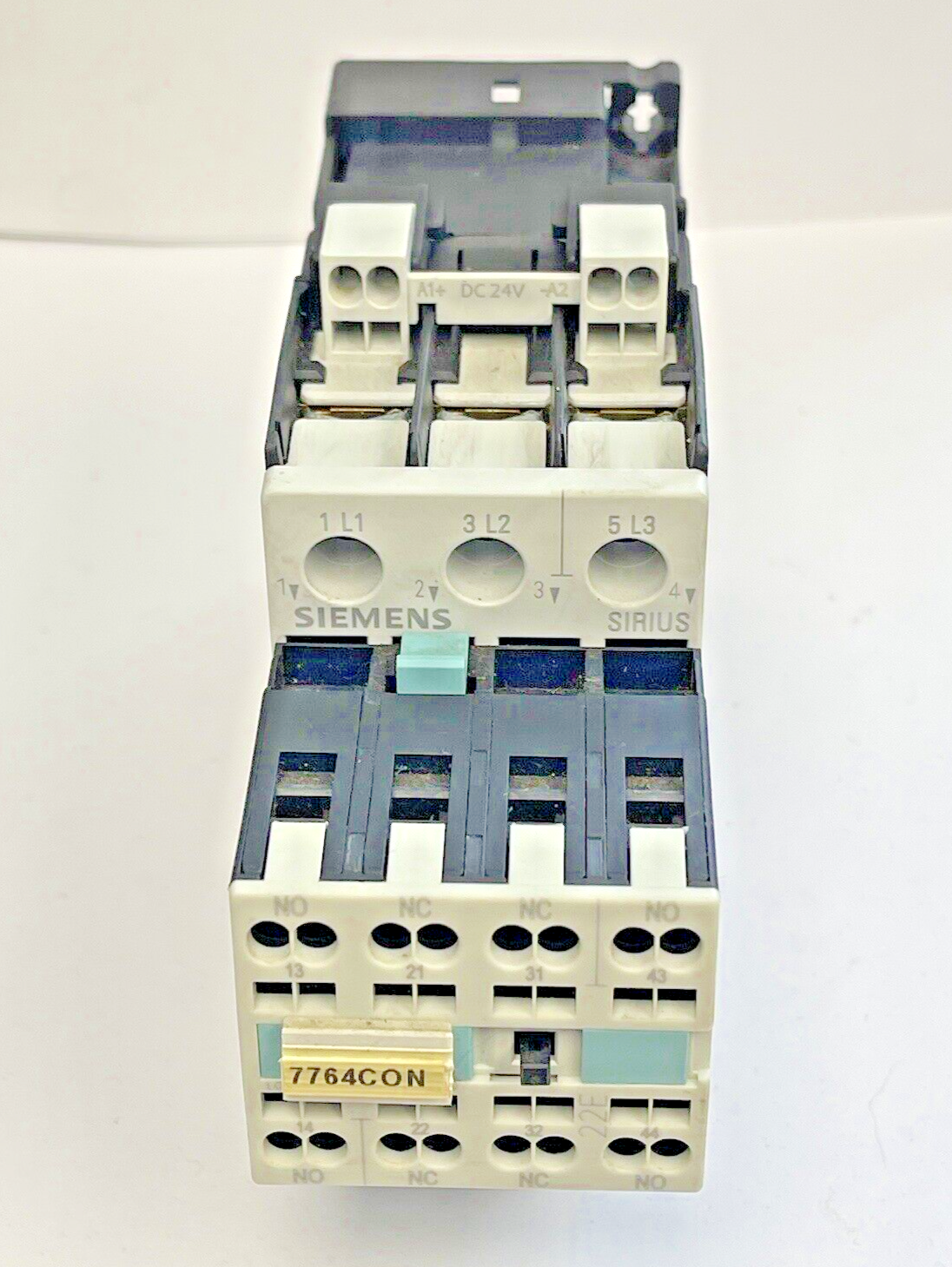 SIEMENS - 3RT1024-3B..0 & 3RH1921-2HA22 & 3RT1926-1BB00 W/ 24VDC COIL1