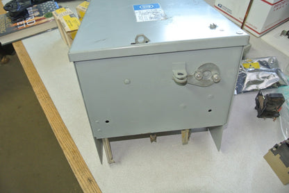 I-T-E UV422 - FUSIBLE BUS PLUG - 240V, 60A5