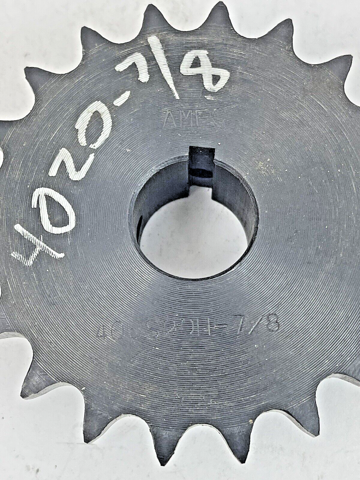 AMEC - 40BS20H-7/8 - SPROCKET - 20 TEETH - 7/8" BORE1