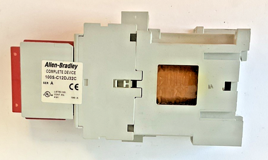 ALLEN BRADLEY 100S-C12DJ32C RELAY SER.A 600VAC 20A1