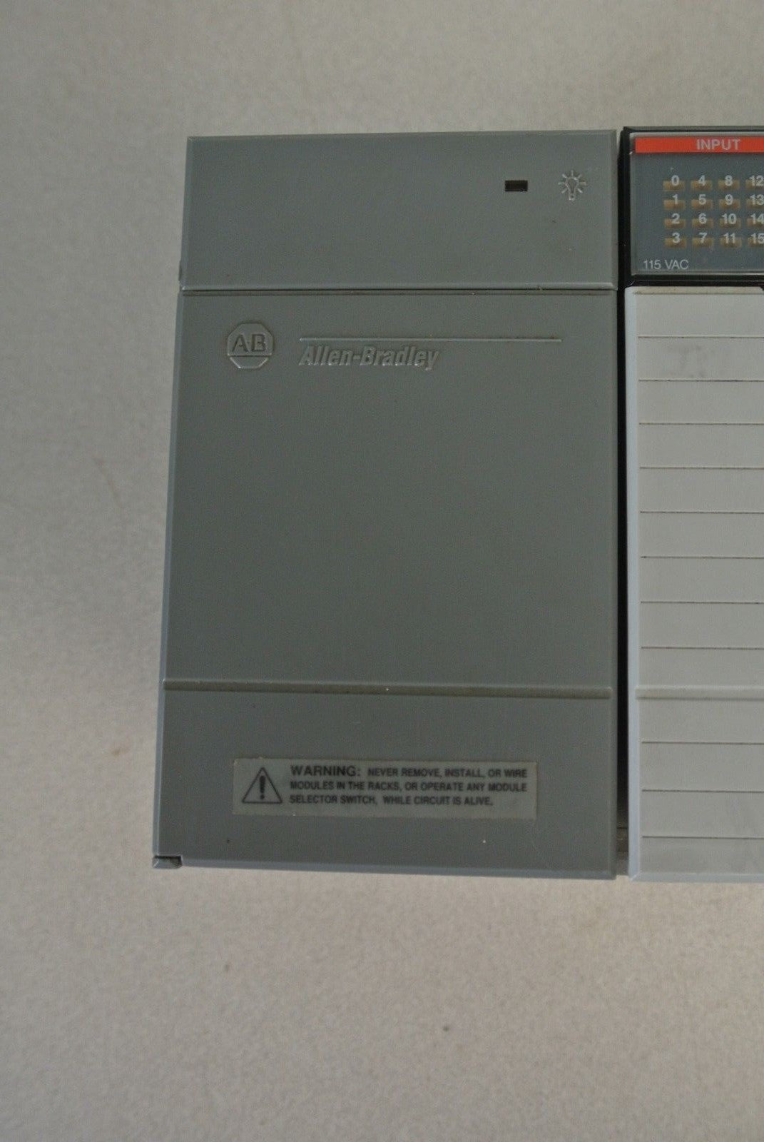 ALLEN-BRADLEY 1746-P2 + 1746-OW8 + 1746-OA16 (2) + 1746-IA16 (3) + 1746-A10 + 10