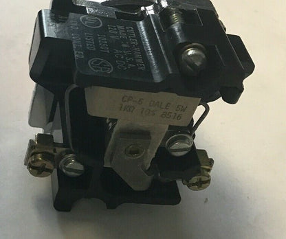 CUTLER HAMMER 10250T201 AMBER INDICATING LIGHT. 120VAC/DC 4