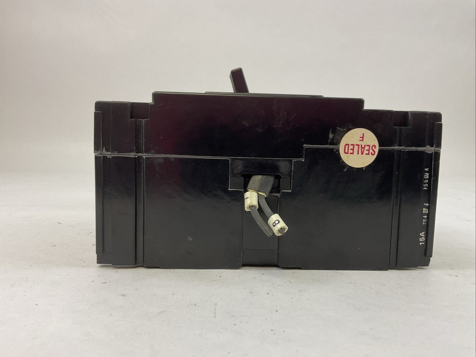 FUJI BU-ESB3015 CIRCUIT BREAKER 15A 600VAC 3P BU-WFH AUXILIARY SWITCH BU-FFH208A6