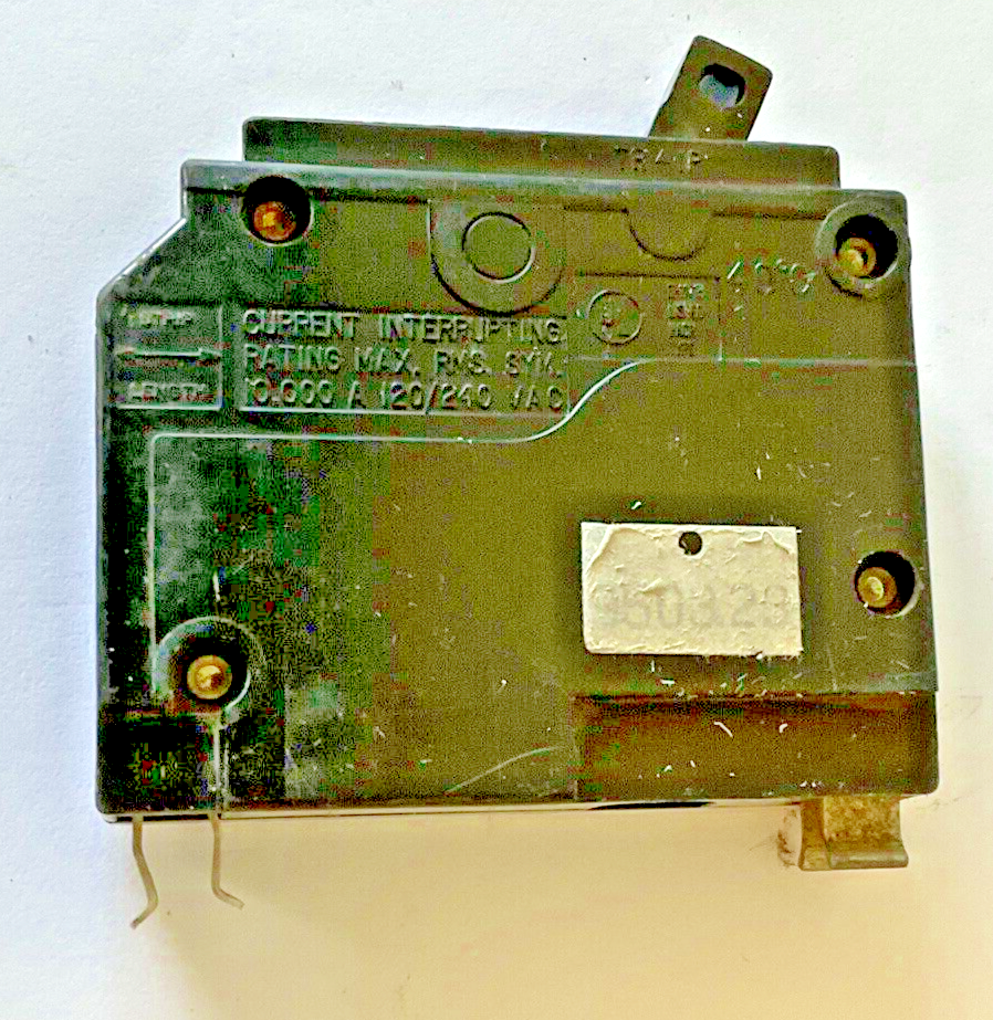 EATON CHQ1045 CIRCUIT BREAKER 45A 120/240VAC 1POLE6