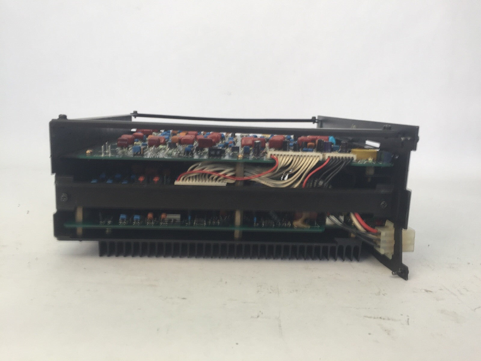 ALLEN BRADLEY 1389-AA17 SERVO AMPLIFIER SER A INPUT 310VDC 21A OUTPUT 210VAC 17A4