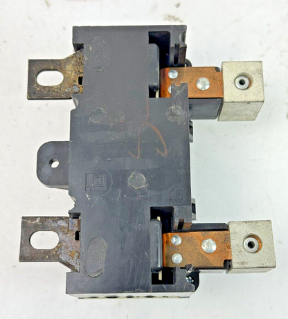 SQUARE D - QOM225 - MAIN CIRCUIT BREAKER - 2 POLE/ 225 A/ 240 VAC8
