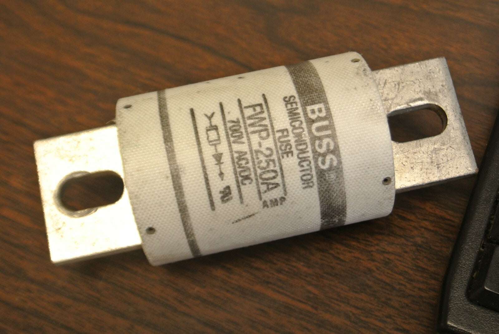 BUSS FWP-250A SEMICONDUCTOR FUSE / 250A / 700V0