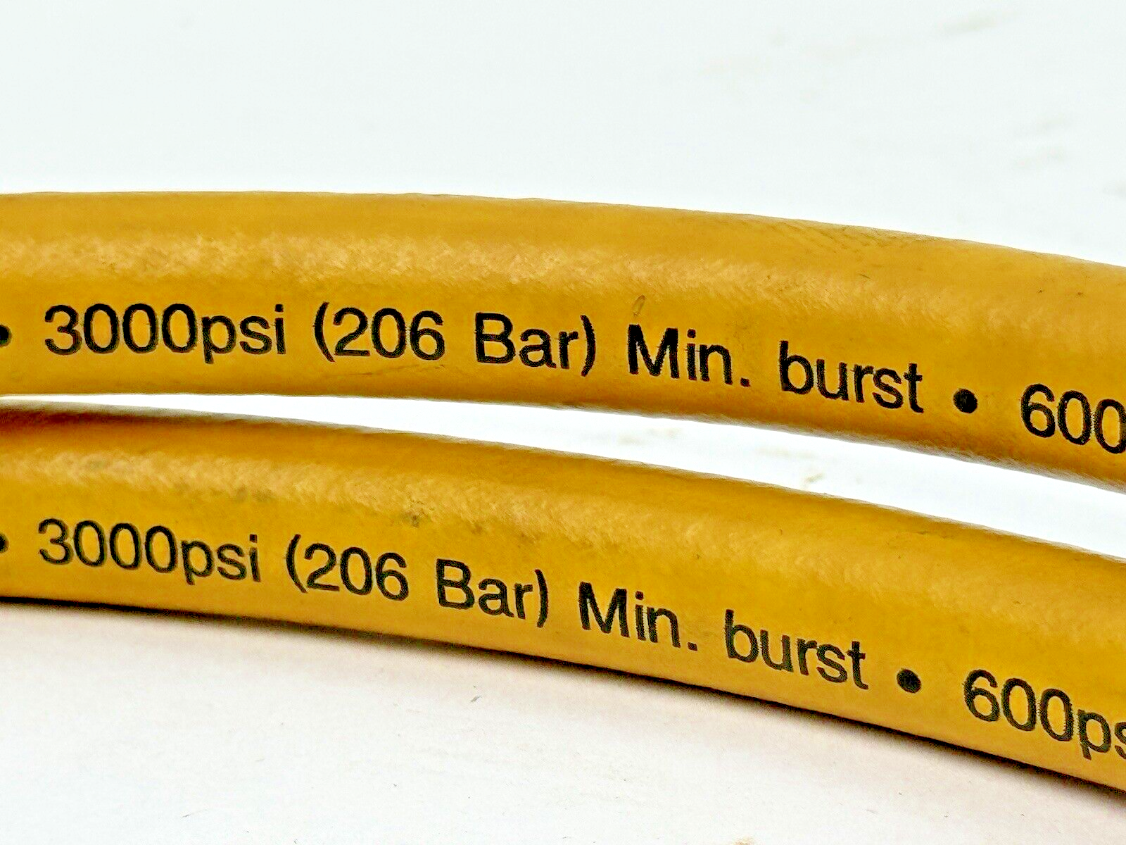 YELLOW JACKET - PLUS II 60" 1/4" CHARGING HOSE - YELLOW - 3000 PSI / 600 PSI5