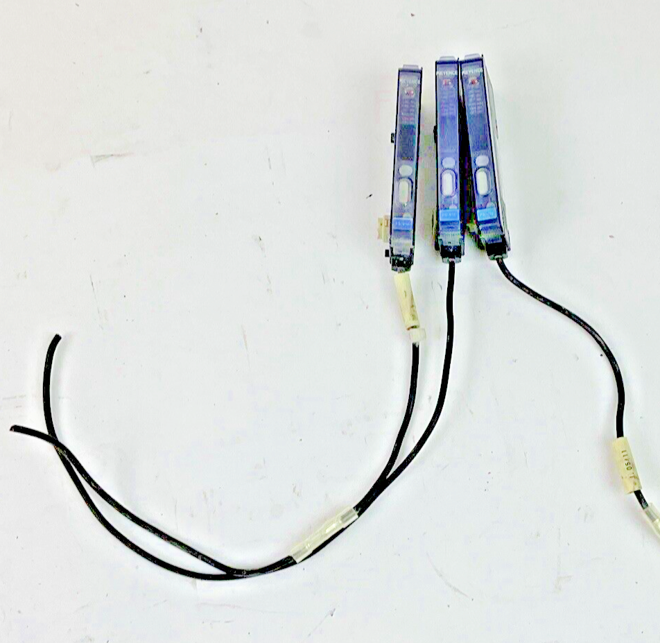 KEYENCE FS-V12 FIBER OPTIC PHOTOELECTRIC SENSOR 24V 20MA ***LOTOF3***0