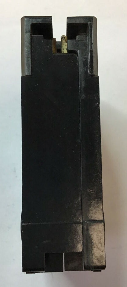 CHALLENGER C130 120/240VAC TYPE HCAR 1POLE ***LOTOF5***4