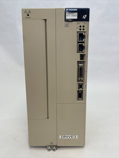 YASKAWA SGD7S-330AA0A SERVOPACK OUTPUT 3PH 0-240V 0.3A INPUT 3PH 200-240V 25A0