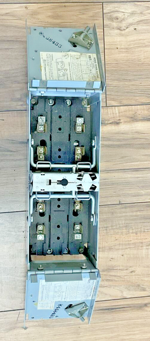 ITE V2B2211LR CLAMPMATIC VACU-BREAK PANELBOARD SWITCH 30A 250V 2POLE 3HP7