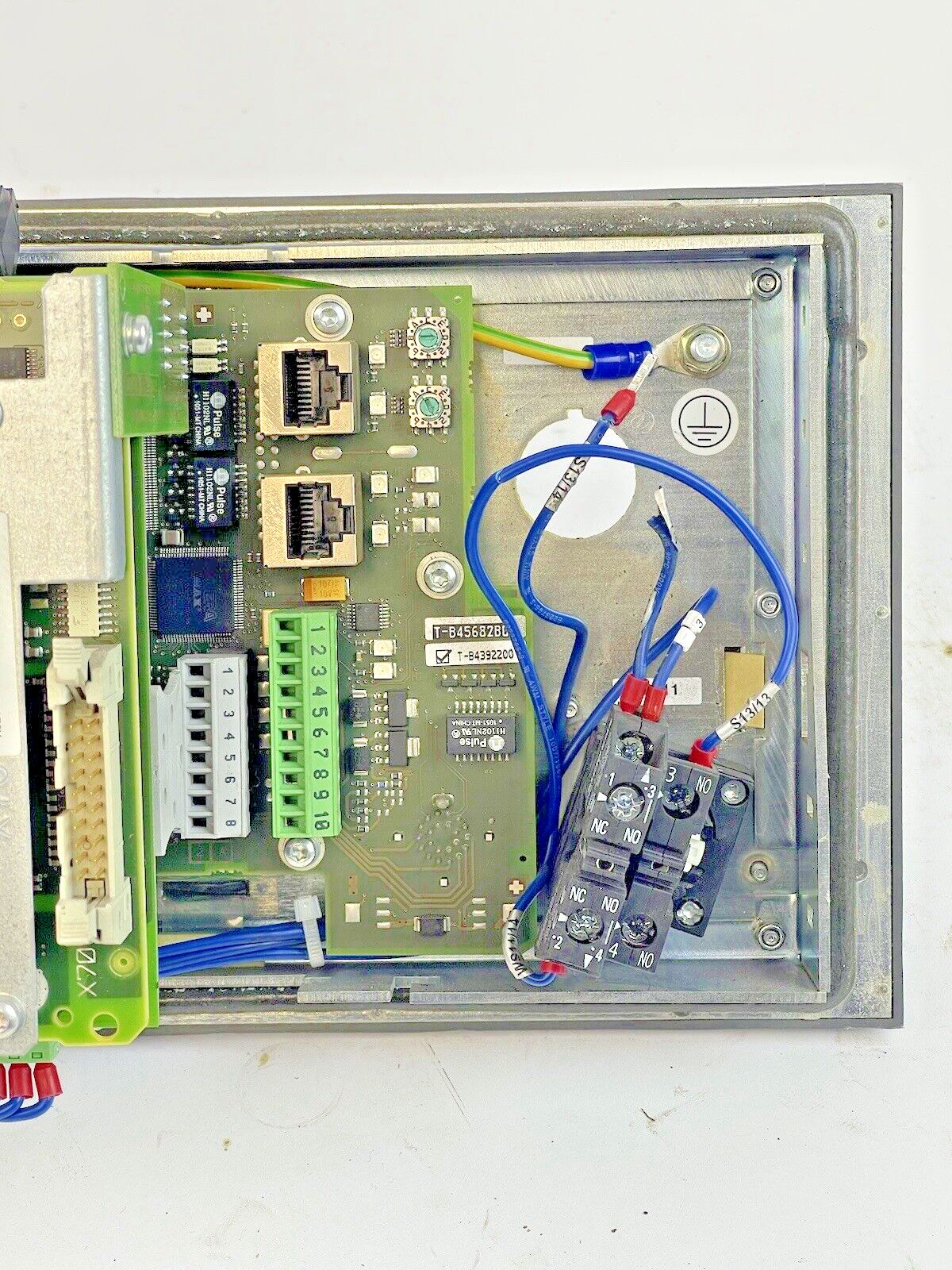 SIEMENS - 6FC5303-1AF12-8BD0 - PUSH BUTTON PANEL - 24 VDC, 35 W - SF2B503090710